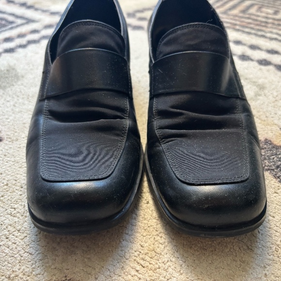 Vintage 90s /y2k black loafer heels - Picture 4 of 9